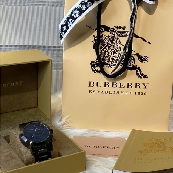 Burberry Men’s Large Check Gray Ion-Plated Stainless Steel Watch
Swiss… - Picture 2 of 13